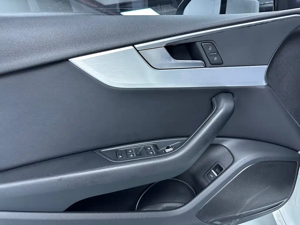 Audi A4L 2022