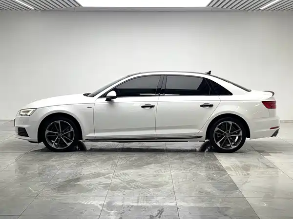 Audi A4L 2017