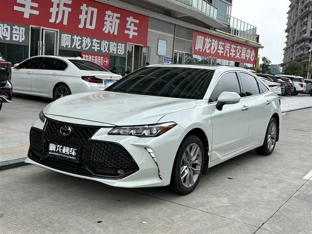 Toyota Avalon 2022
