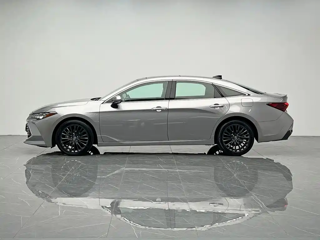 Toyota Avalon 2019 — фото 3