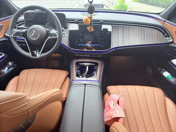 Mercedes-Benz E-Class 2024