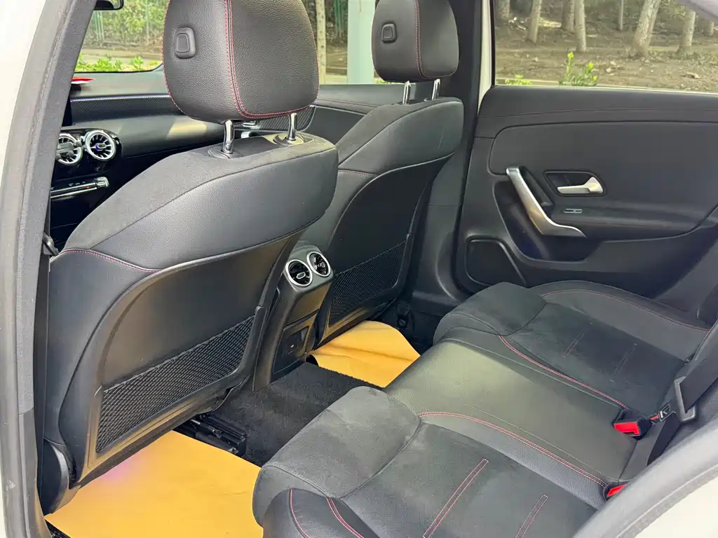 Mercedes-Benz A-Class 2023 — фото 20