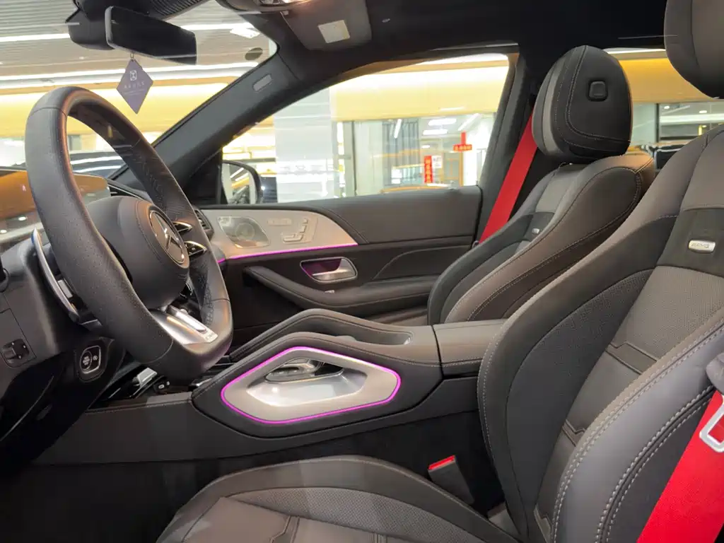 Mercedes-Benz GLE Coupe AMG 2025 — фото 15