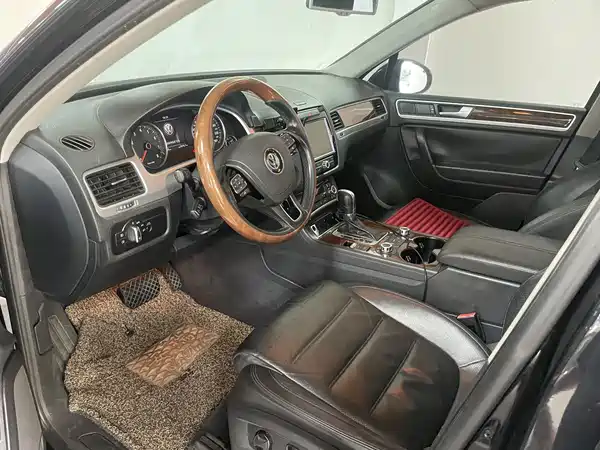 Volkswagen Touareg 2015