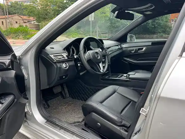 Mercedes-Benz E-Class 2014