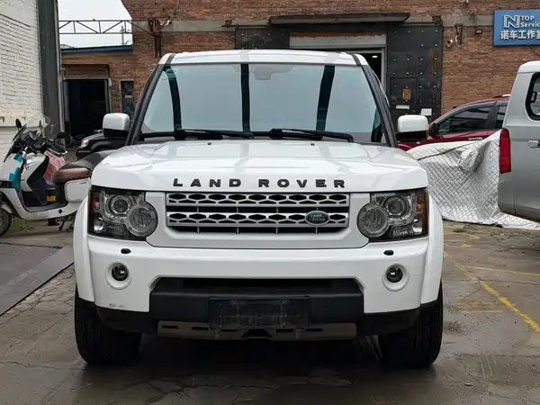Land Rover Discovery 2014