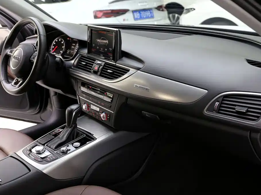 Audi A6L 2017 — фото 17