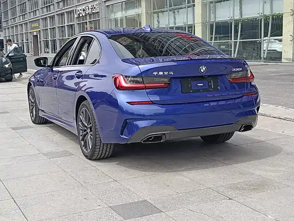 BMW 3 Series 2021