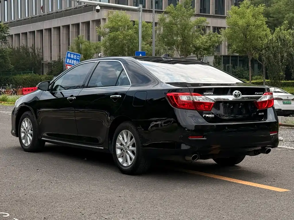 Toyota Camry 2012