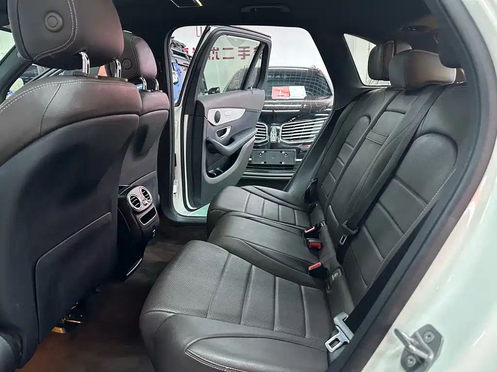 Mercedes-Benz GLC 2021 — фото 10