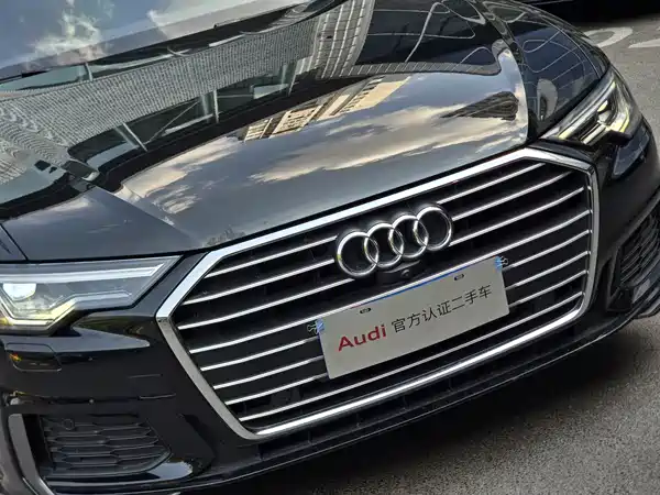 Audi A6L 2022