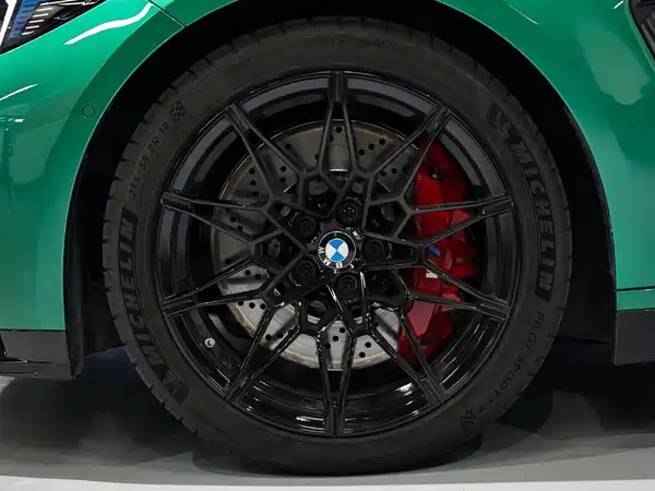BMW M4 2025