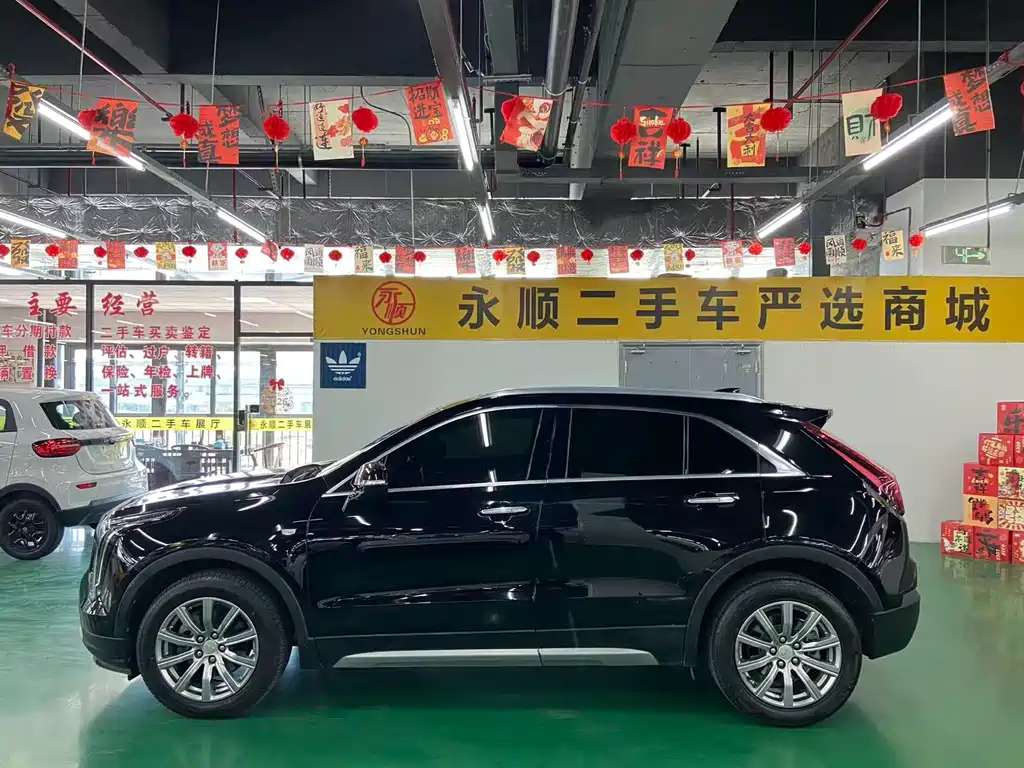 Cadillac XT4 2019 — фото 10