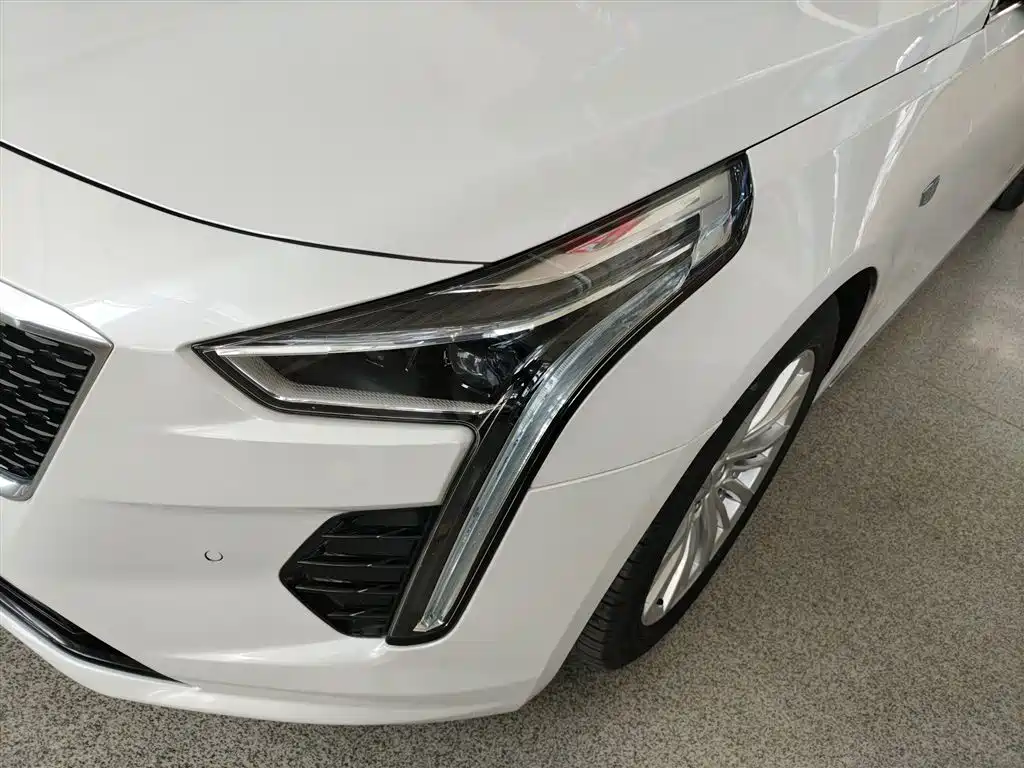 Cadillac CT6 2020 — фото 24