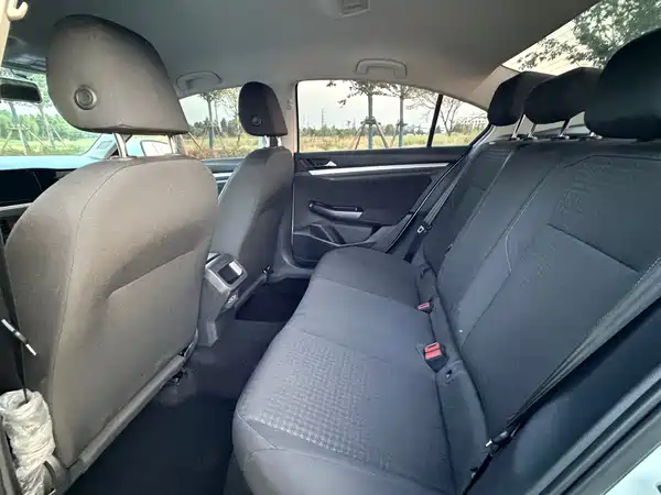 Volkswagen Bora 2021