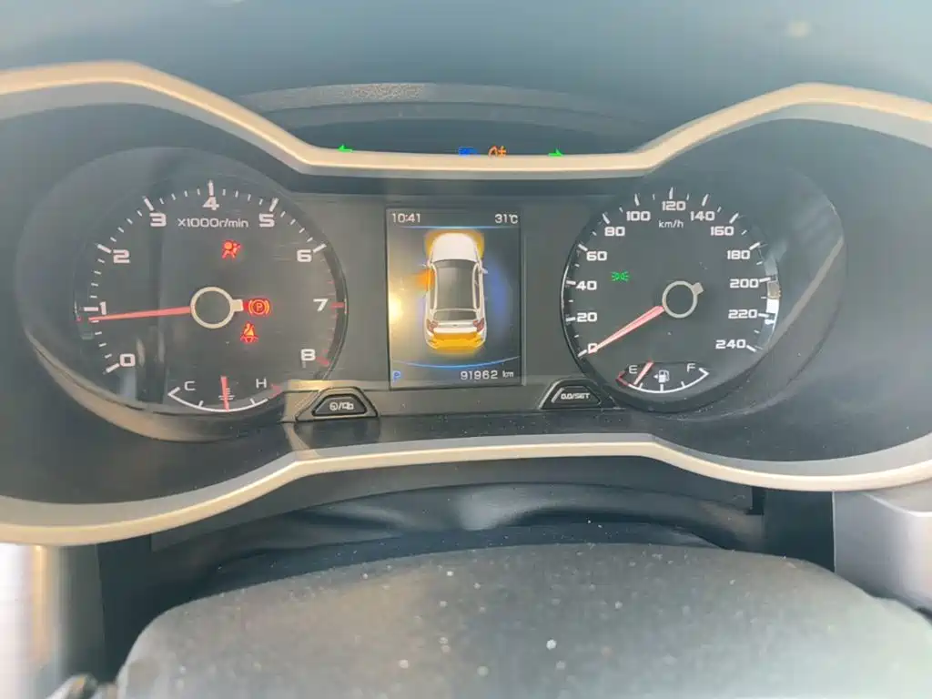 Geely Emgrand GS 2019 — фото 12
