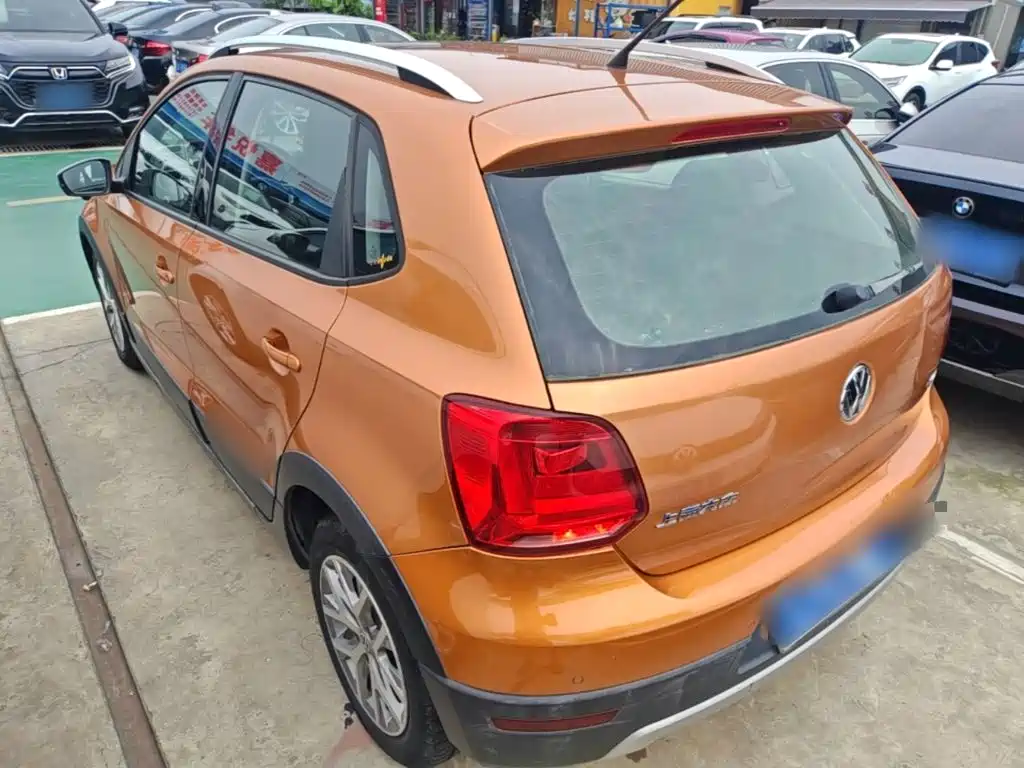 Volkswagen Polo 2015