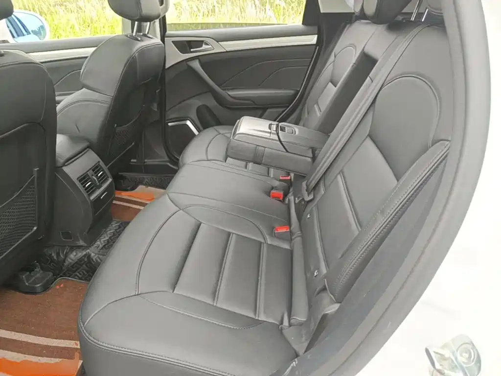 Haval H7 2017 — фото 17