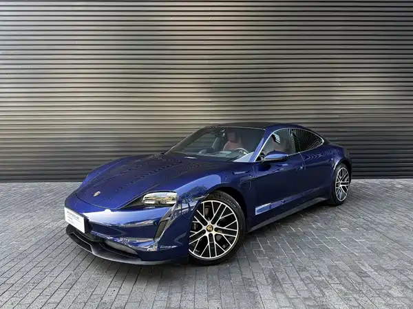 Porsche Taycan 2021