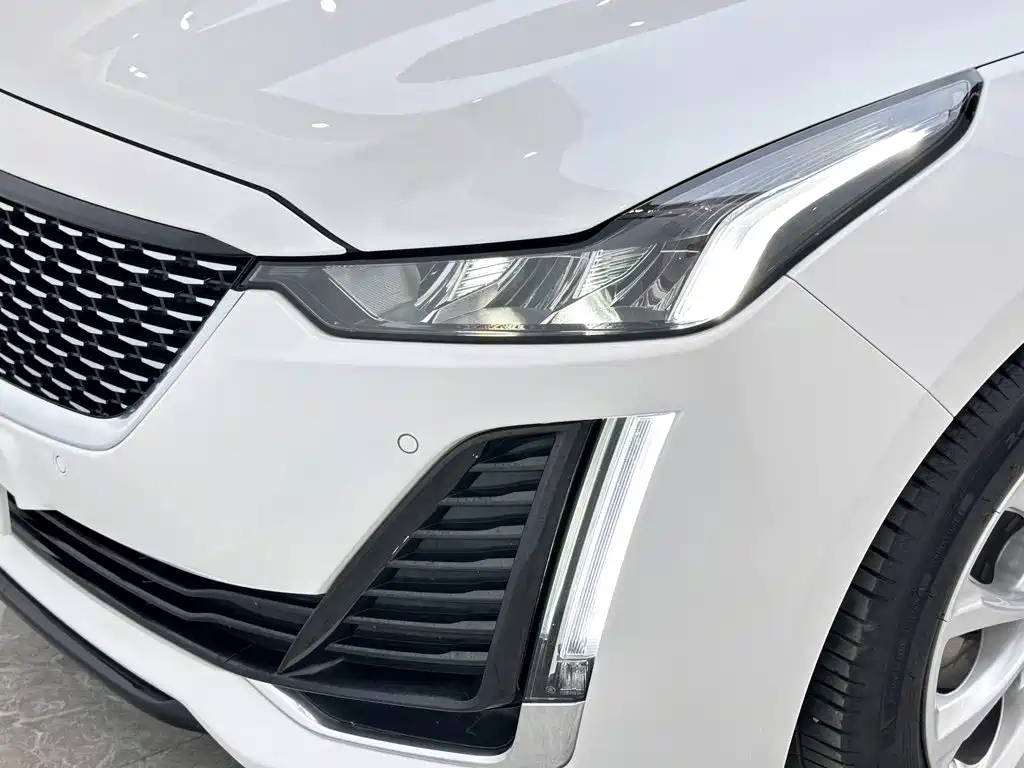 Cadillac CT5 2024 — фото 18