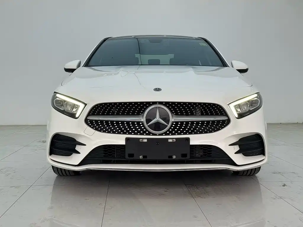 Mercedes-Benz A-Class 2020 — фото 1