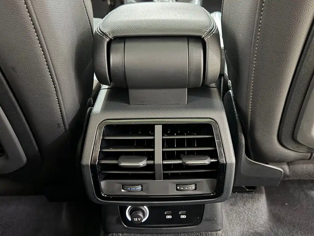 Audi Q3 2023 — фото 17