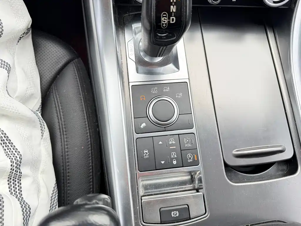 Land Rover Sport 2016 — фото 9