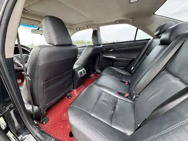 Toyota Camry 2012
