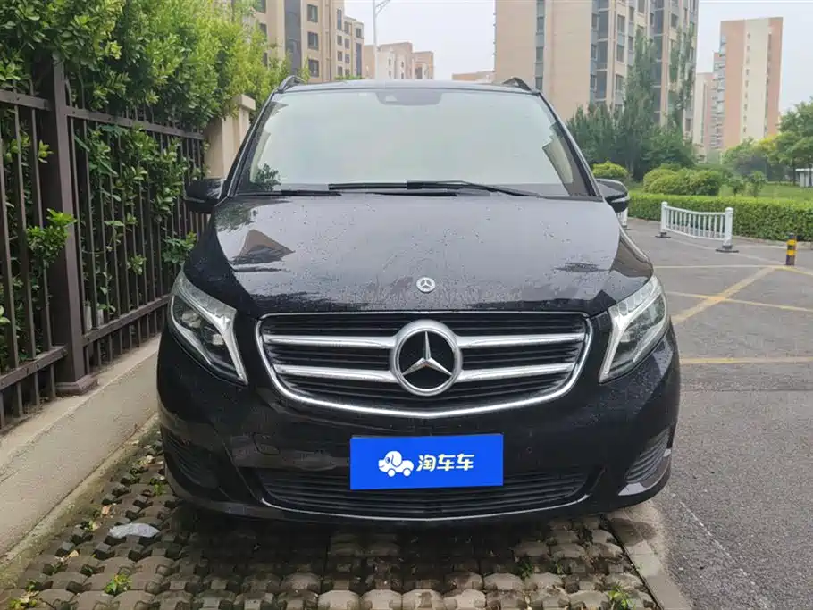 Mercedes-Benz V-Class 2019 — фото 2