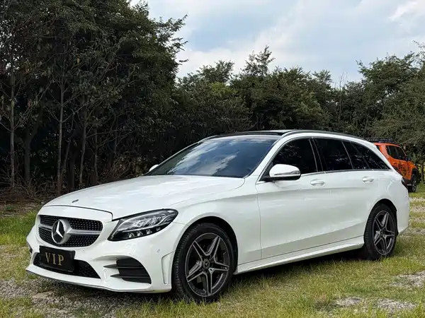 Mercedes-Benz C-Class 2021