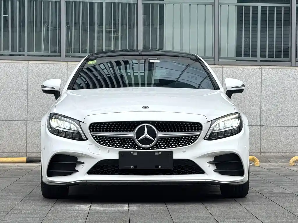 Mercedes-Benz C-Class 2020
