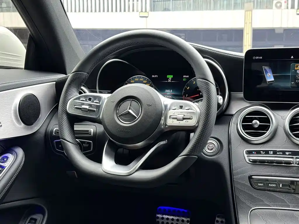 Mercedes-Benz C-Class 2020