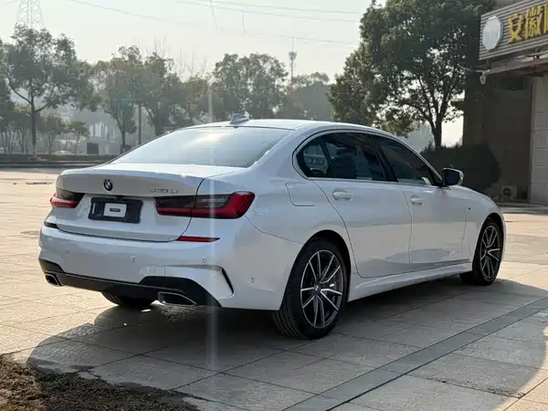 BMW 3 Series 2020