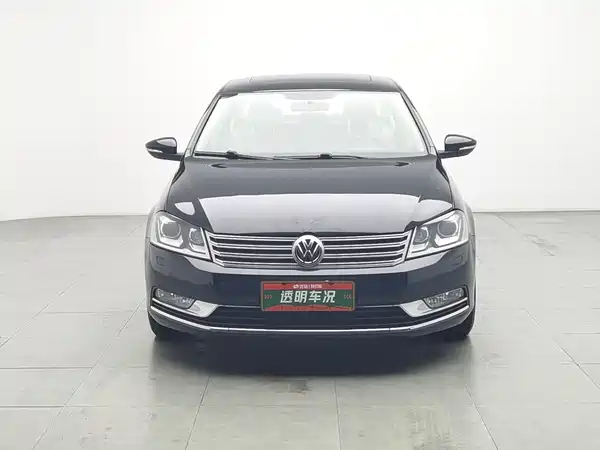 Volkswagen Magotan 2013