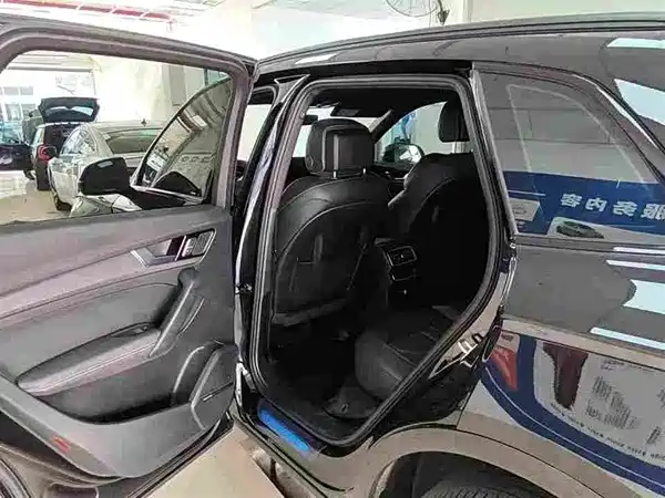 Audi Q5L 2024