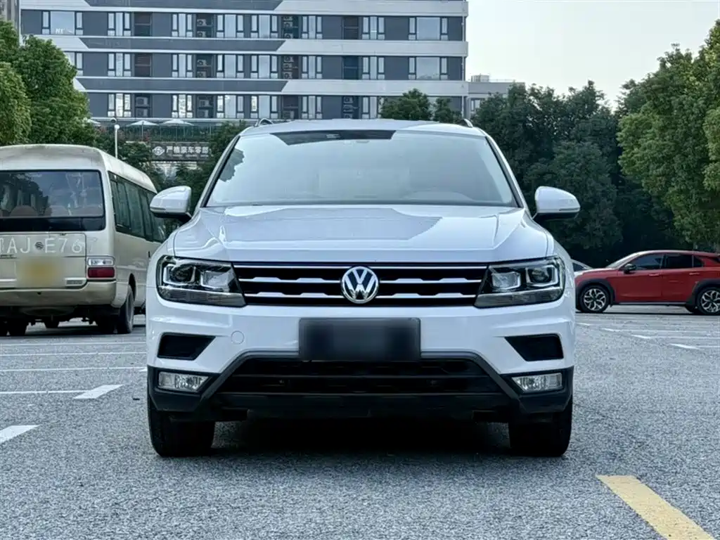 Volkswagen Tiguan L 2019 — фото 7