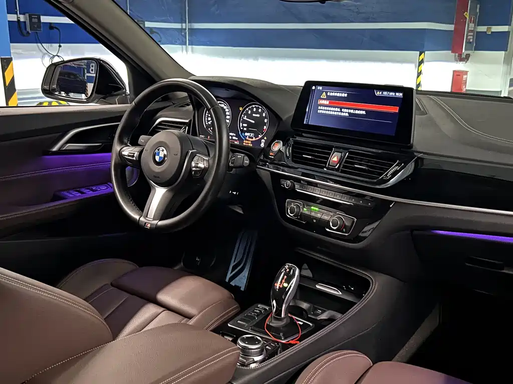 BMW 1 Series 2022 — фото 11