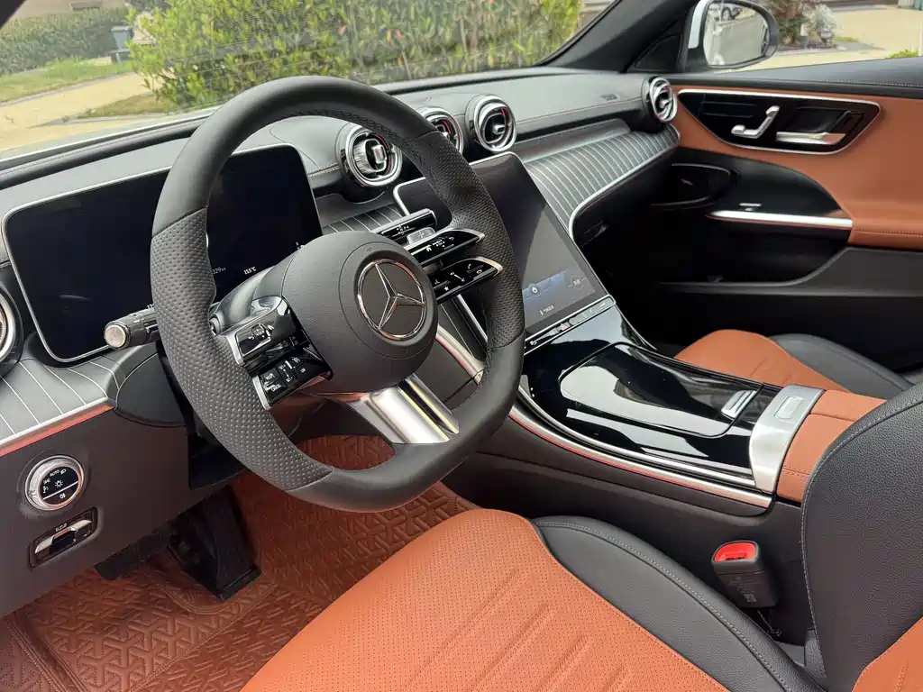 Mercedes-Benz C-Class 2022 — фото 10