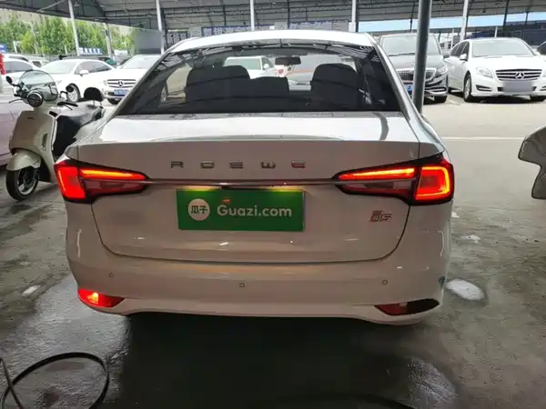 Roewe i5 2020