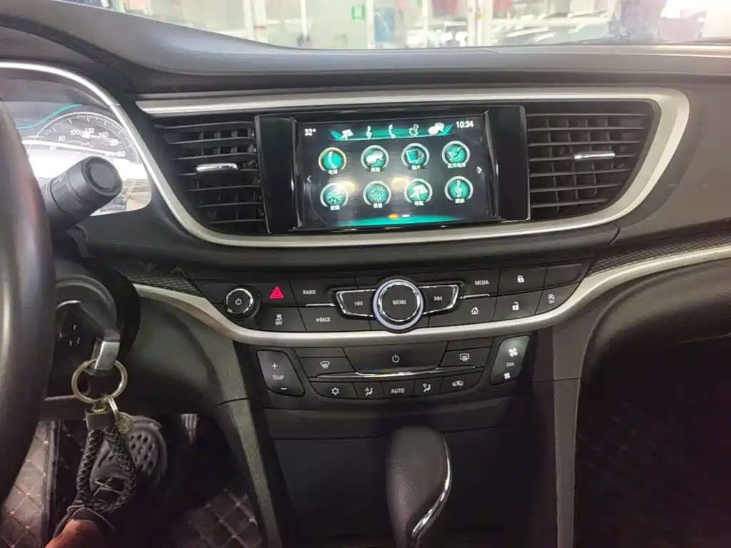 Buick Excelle 2019 — фото 13