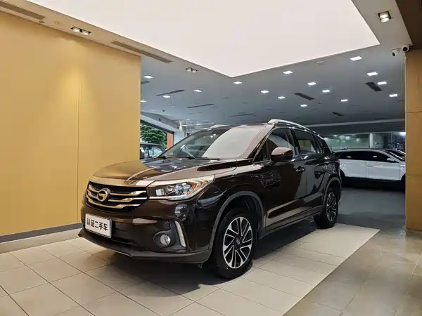 GAC Trumpchi GS4 2017