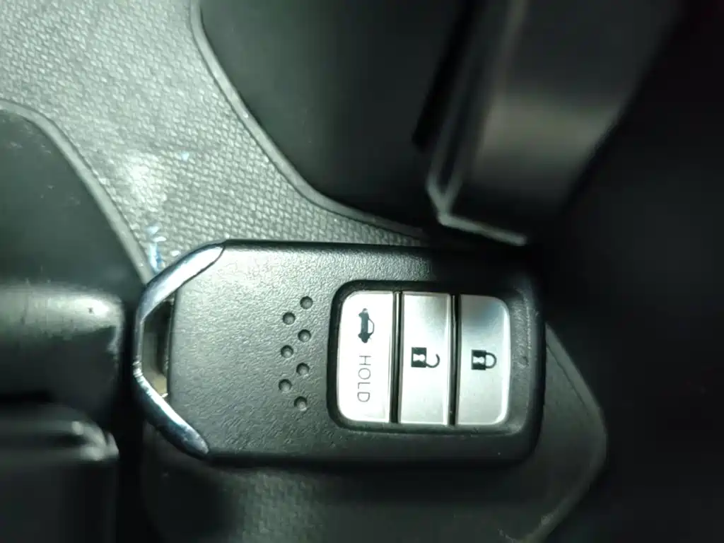 Honda Accord 2021 — фото 9