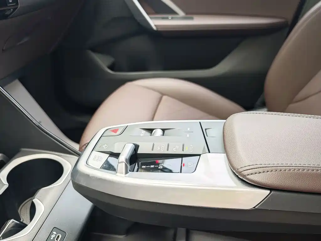 BMW X1 2024 — фото 16