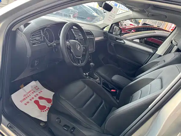 Volkswagen Tiguan L 2020