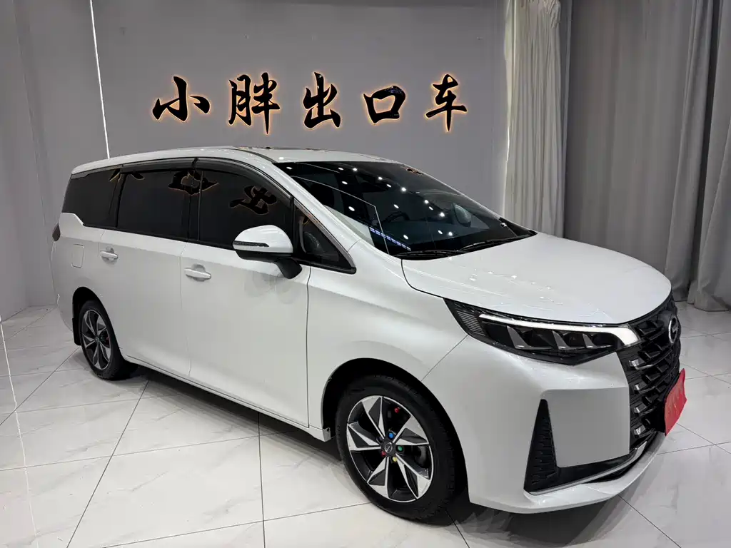 GAC Trumpchi M6 2022 — фото 3