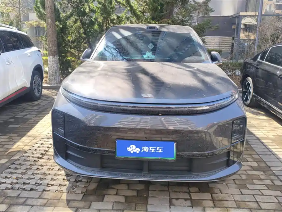Li Auto Li L6 2025