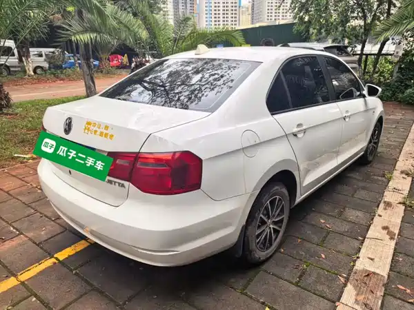 Volkswagen Jetta 2015
