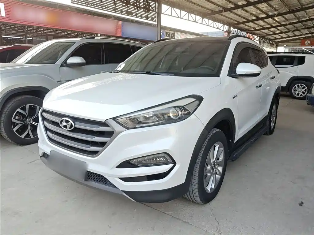 Hyundai Tucson 2016 — фото 1