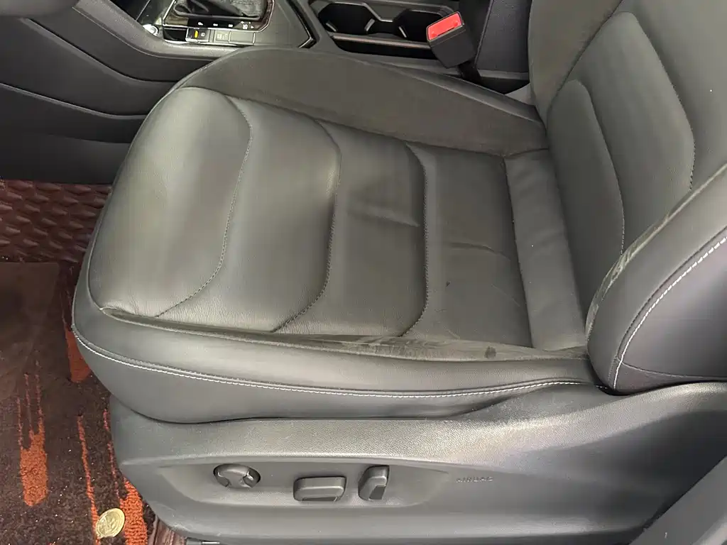 Volkswagen Tiguan L 2019 — фото 12