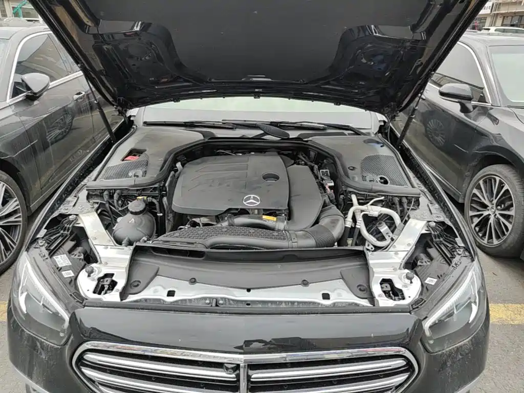 Mercedes-Benz E-Class 2022 — фото 20